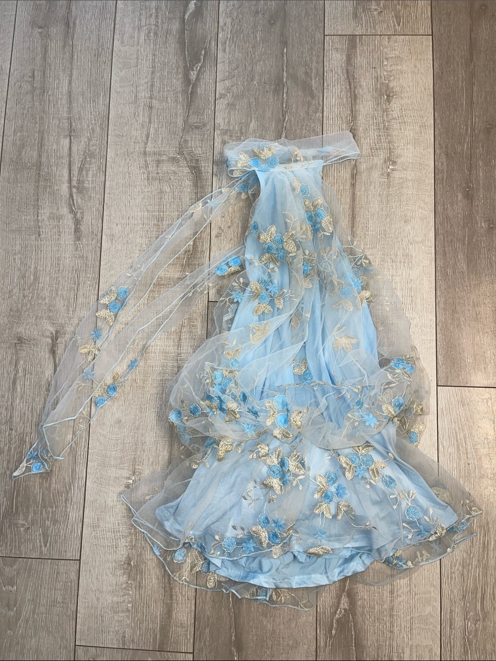 NWOT Light Blue Mock Neck Floral Mini Dress Embellished Appliqué XS